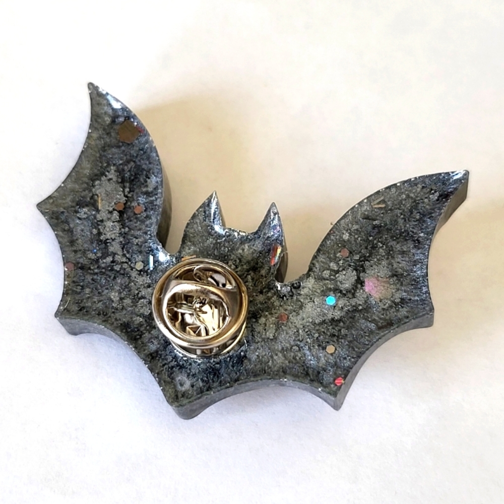 Bat Pin - Picture 2 of 3